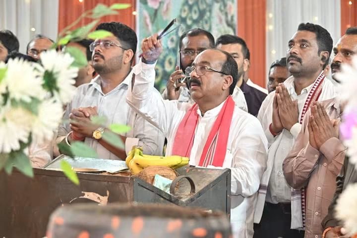 नवरात्रि के पावन पर्व पर उप मुख्यमंत्री अरूण साव जी का लोरमी आगमन 