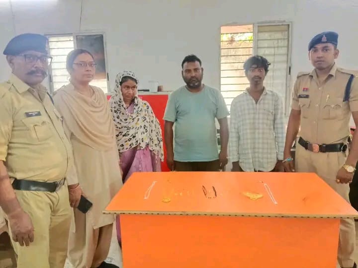 🚨रायपुर कमिश्नरेट टिकरापारा क्षेत्र में सूने मकानों में चोरी की 02 घटनाओं का खुलासा, 01 महिला सहित कुल 03 आरोपी गिरफ्तार*